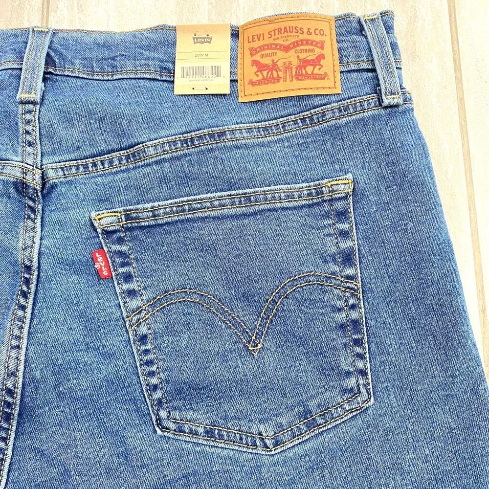 Levi's Women Ribcage Bootcut Button Fly Denim Jeans Size 20W - Picture 9 of 9